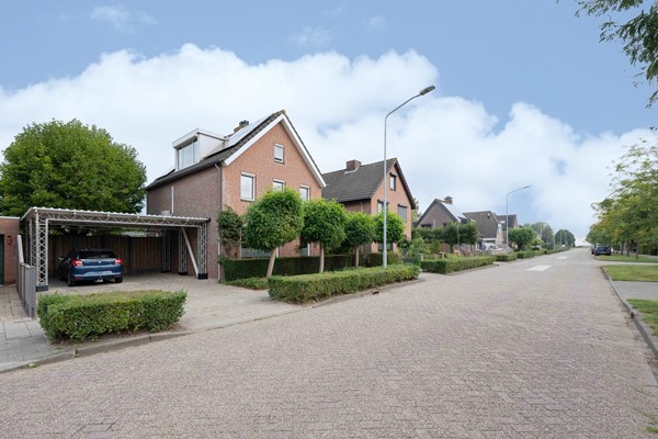 Te koop: Timberwolfstraat 13, 4758 AJ Standdaarbuiten